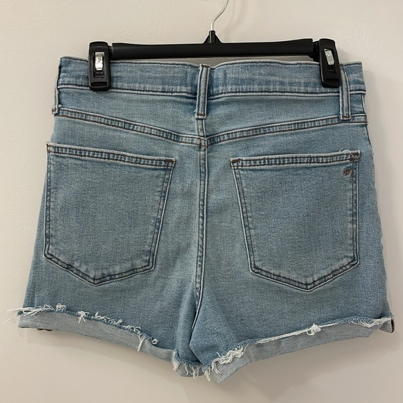 Madewell High-Rise Jean Short - Picture 2 of 12